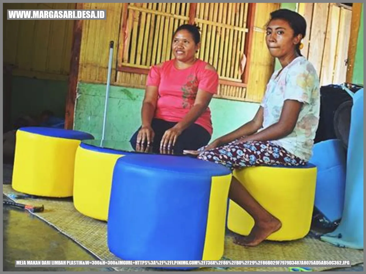 meja makan dari limbah plastik