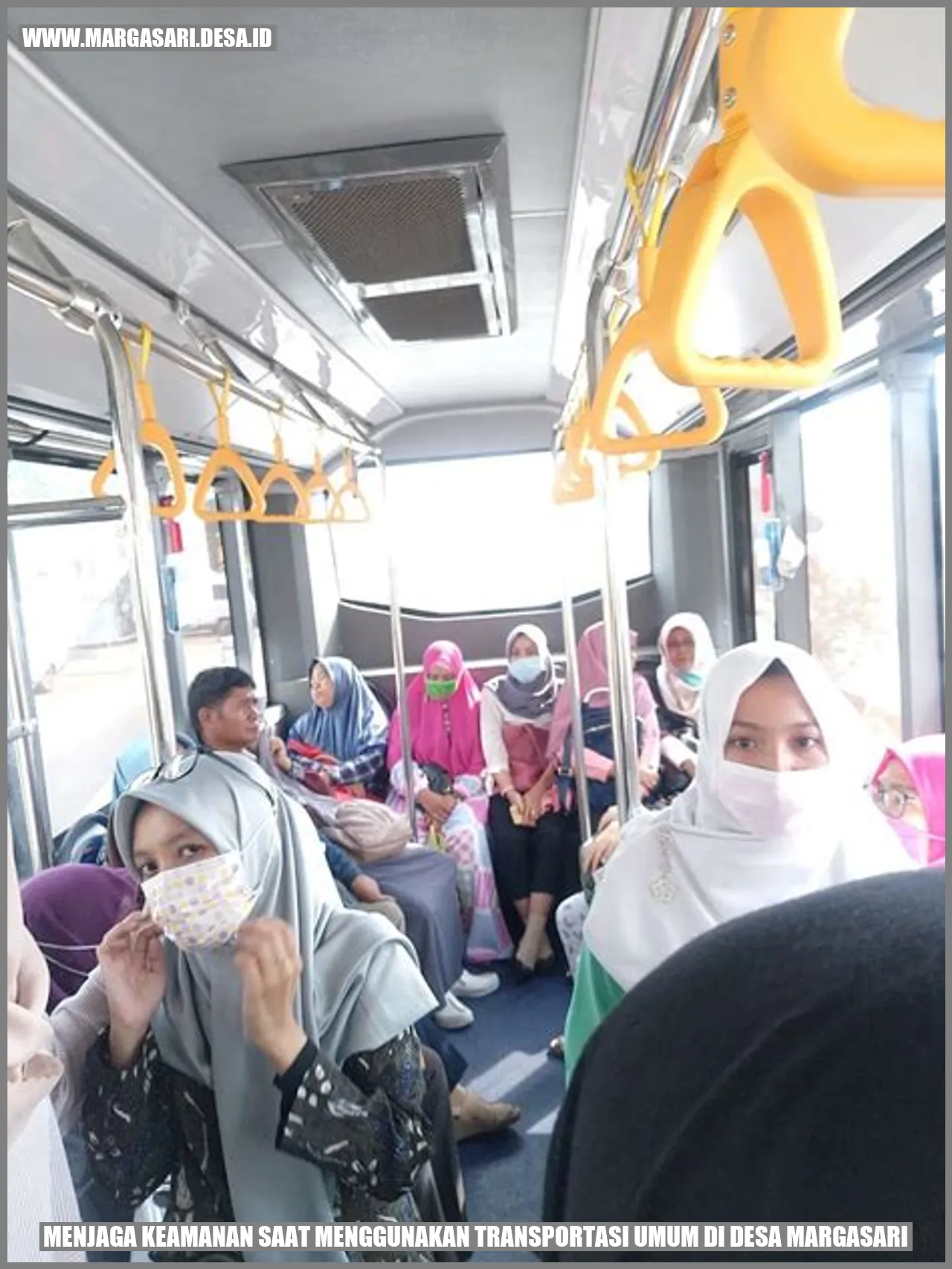 Menjaga Keamanan Saat Menggunakan Transportasi Umum di Desa Margasari